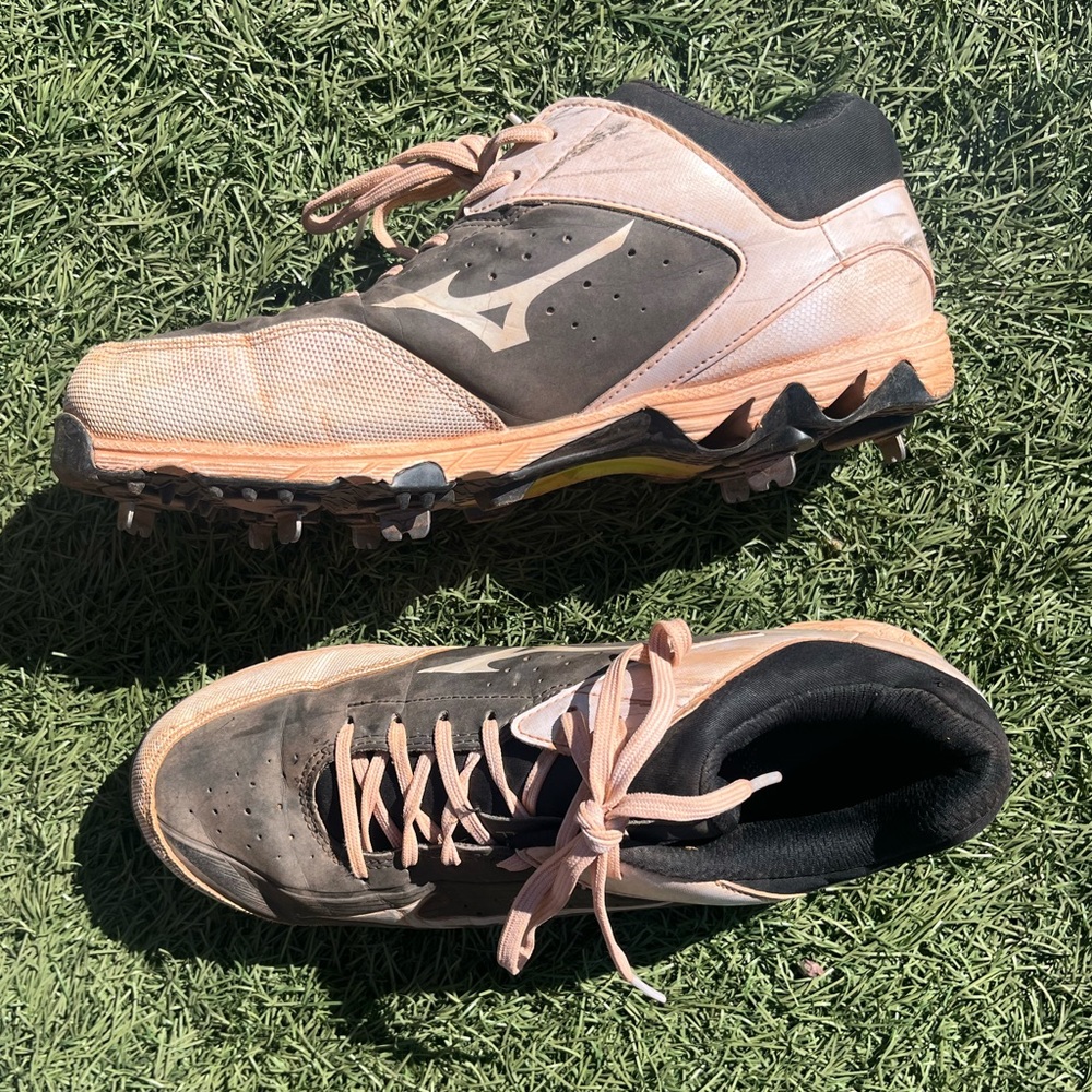 Mizuno Softball Cleats